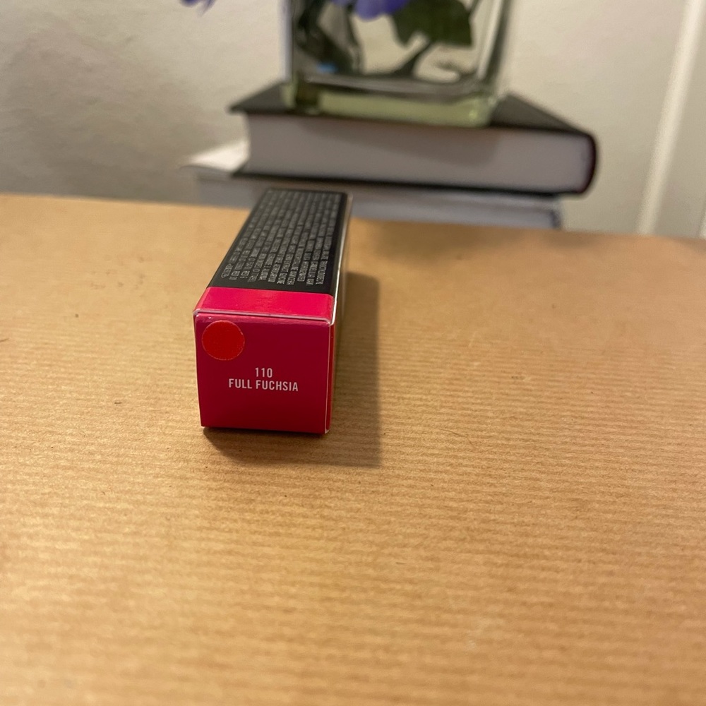Mac AMPLIFIED LIPSTICK - Picture 2 of 2